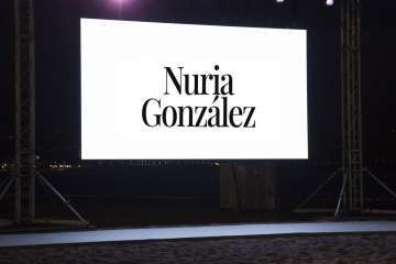 Summerlan se baña en Las Canteras (Foto José Manuel García)